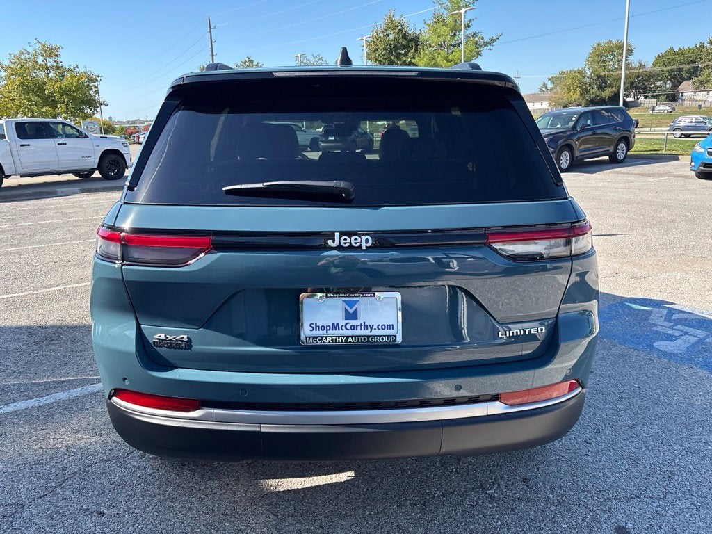 2027 Jeep Grand Cherokee GRAND CHEROKEE LIMITED 4X4