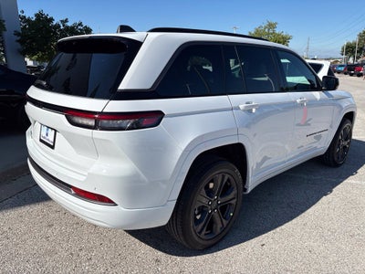 2027 Jeep Grand Cherokee GRAND CHEROKEE LIMITED RESERVE 4X4
