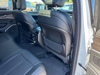 2027 Jeep Grand Cherokee GRAND CHEROKEE LIMITED RESERVE 4X4