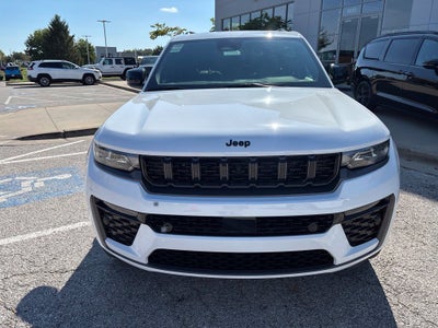 2027 Jeep Grand Cherokee GRAND CHEROKEE LIMITED RESERVE 4X4