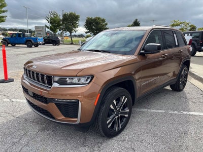2027 Jeep Grand Cherokee GRAND CHEROKEE LIMITED 4X4