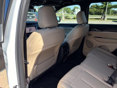 2027 Jeep Grand Cherokee GRAND CHEROKEE LIMITED 4X4