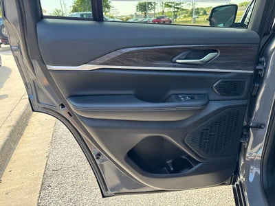 2027 Jeep Grand Cherokee Limited