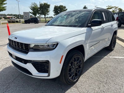 2027 Jeep Grand Cherokee GRAND CHEROKEE SUMMIT 4X4