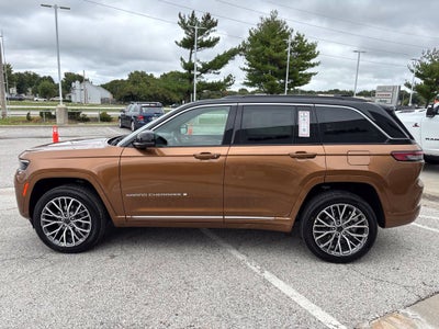 2027 Jeep Grand Cherokee GRAND CHEROKEE SUMMIT 4X4