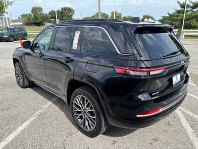 2027 Jeep Grand Cherokee GRAND CHEROKEE SUMMIT 4X4