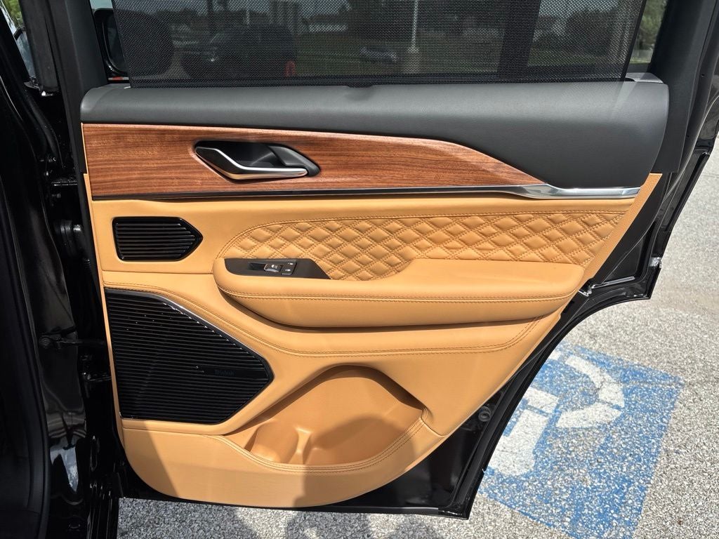 2027 Jeep Grand Cherokee GRAND CHEROKEE SUMMIT 4X4