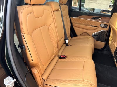 2027 Jeep Grand Cherokee GRAND CHEROKEE SUMMIT 4X4