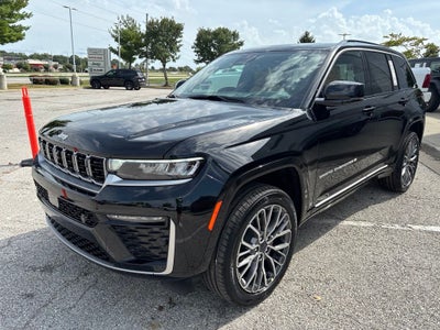 2027 Jeep Grand Cherokee GRAND CHEROKEE SUMMIT 4X4