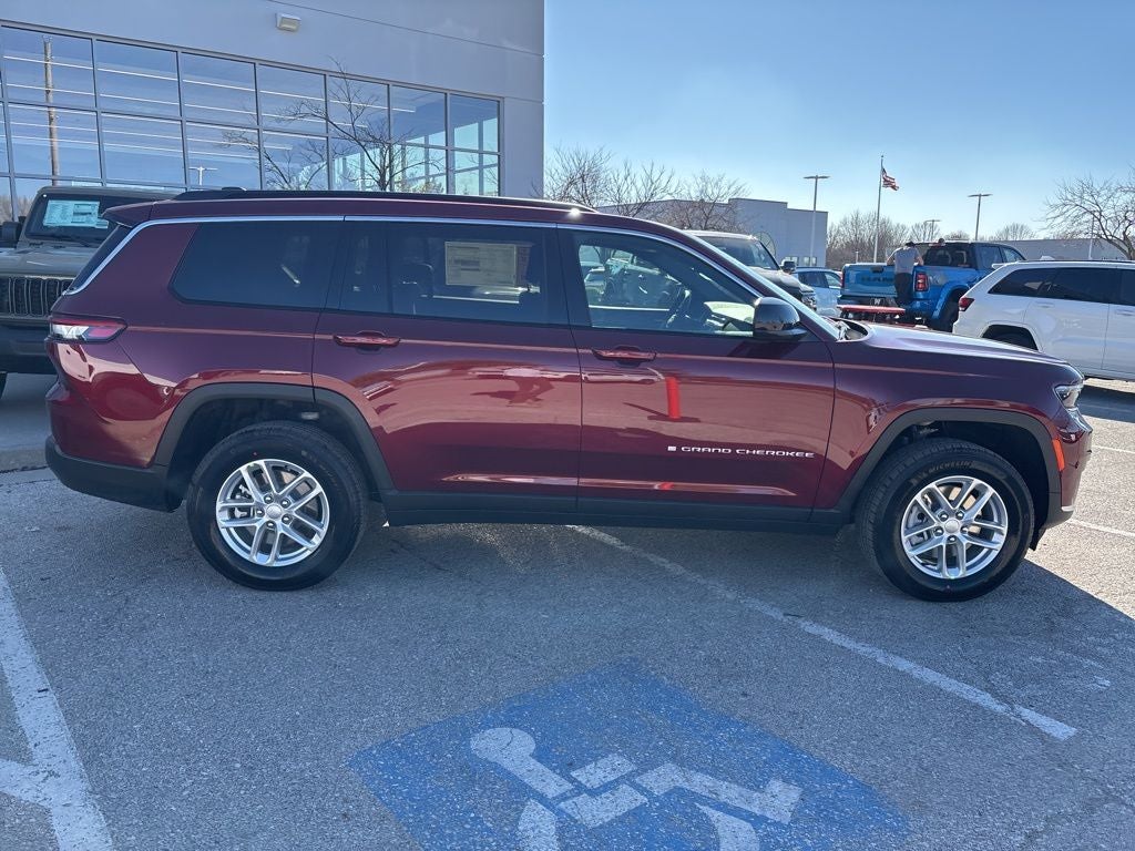 2026 Jeep Grand Cherokee GRAND CHEROKEE L LAREDO X 4X4