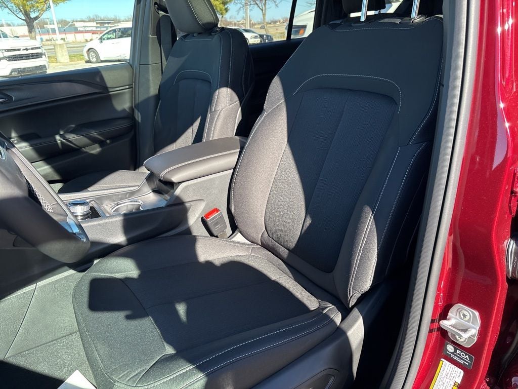 2026 Jeep Grand Cherokee GRAND CHEROKEE L LAREDO X 4X4