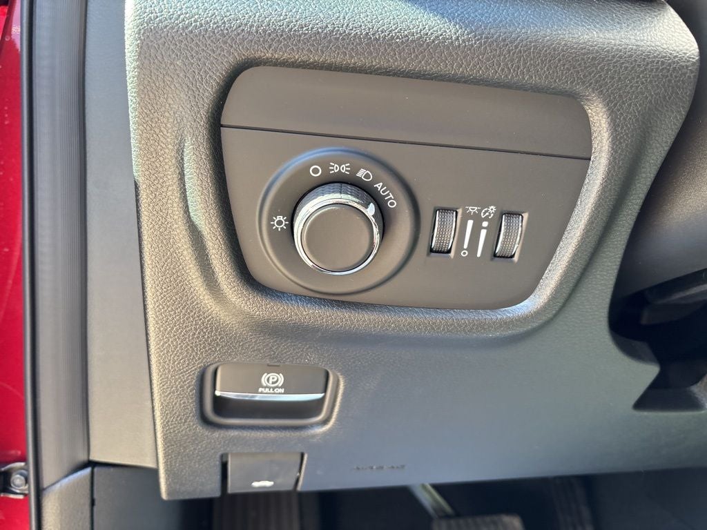 2026 Jeep Grand Cherokee GRAND CHEROKEE L LAREDO X 4X4