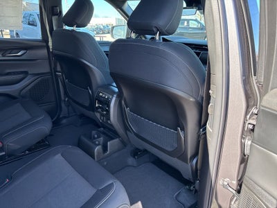 2026 Jeep Grand Cherokee GRAND CHEROKEE L LAREDO X 4X4