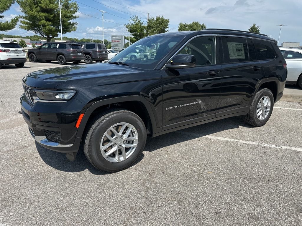 2025 Jeep Grand Cherokee GRAND CHEROKEE L LAREDO X 4X4