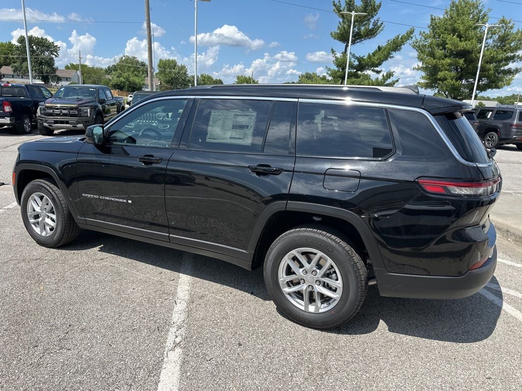 2025 Jeep Grand Cherokee GRAND CHEROKEE L LAREDO X 4X4