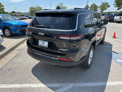2025 Jeep Grand Cherokee GRAND CHEROKEE L LAREDO X 4X4
