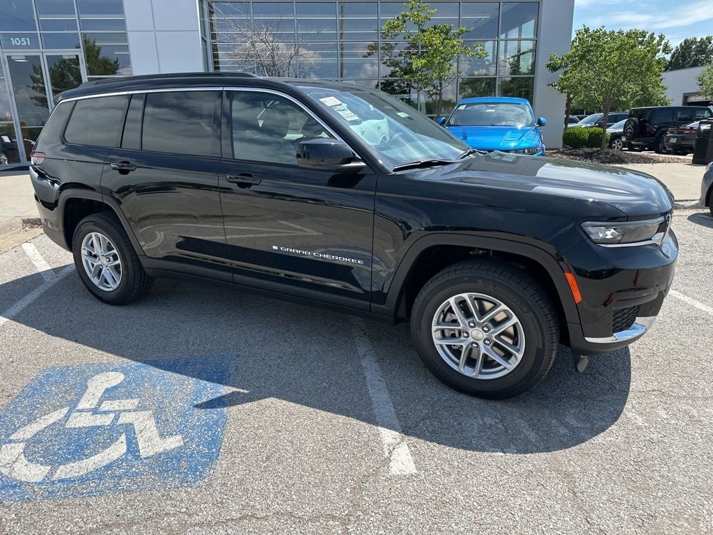 2025 Jeep Grand Cherokee GRAND CHEROKEE L LAREDO X 4X4