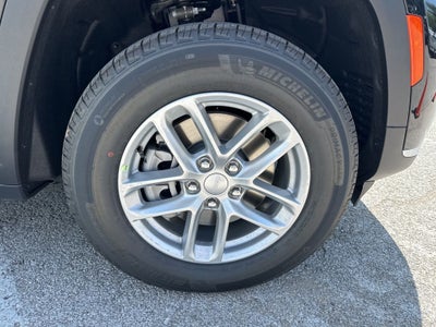 2025 Jeep Grand Cherokee GRAND CHEROKEE L LAREDO X 4X4