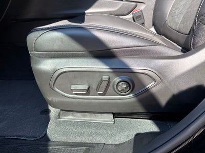 2027 Jeep Grand Cherokee Laredo Altitude