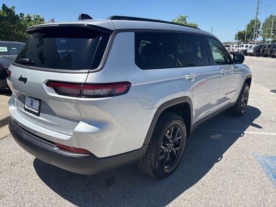 2026 Jeep Grand Cherokee GRAND CHEROKEE L LAREDO ALTITUDE 4X4