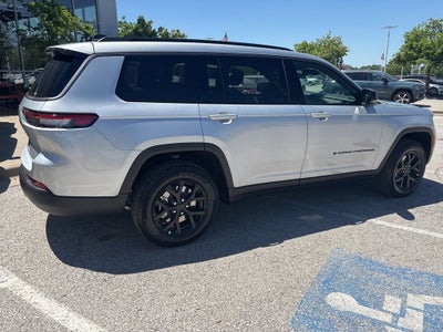 2026 Jeep Grand Cherokee GRAND CHEROKEE L LAREDO ALTITUDE 4X4