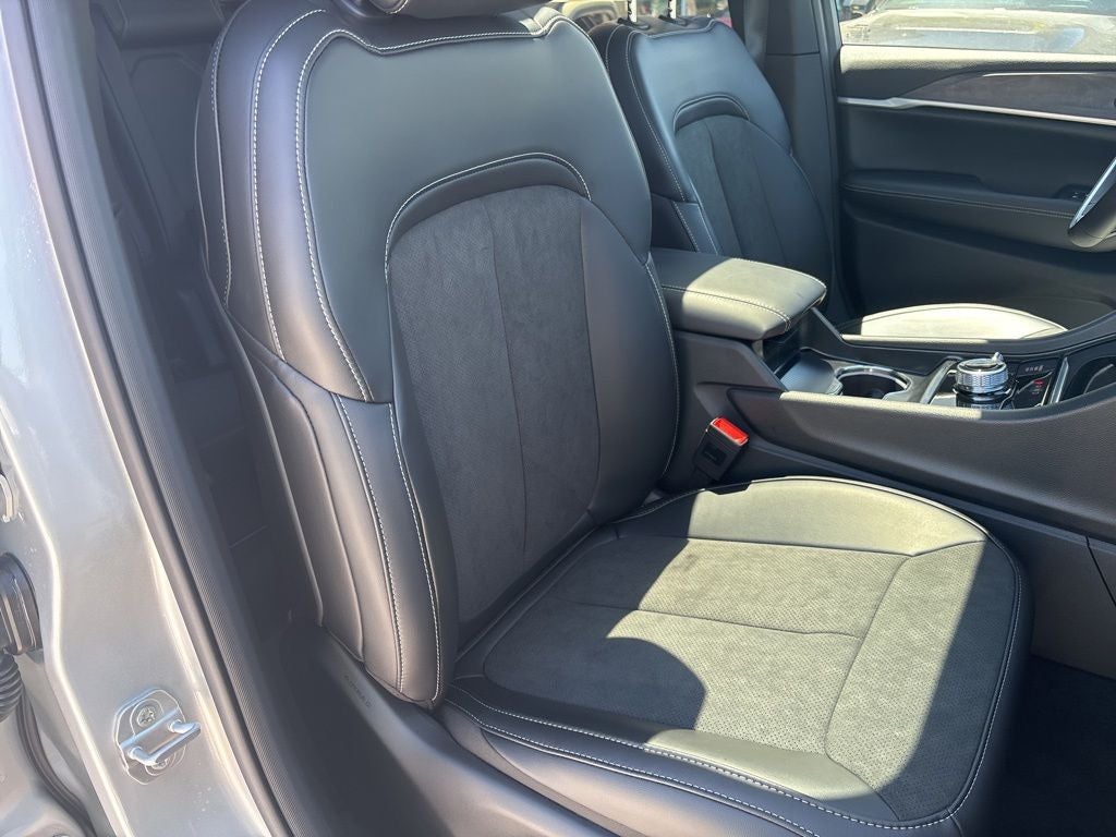 2026 Jeep Grand Cherokee GRAND CHEROKEE L LAREDO ALTITUDE 4X4