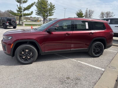 2026 Jeep Grand Cherokee GRAND CHEROKEE L LAREDO ALTITUDE 4X4