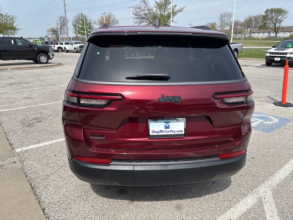 2026 Jeep Grand Cherokee GRAND CHEROKEE L LAREDO ALTITUDE 4X4