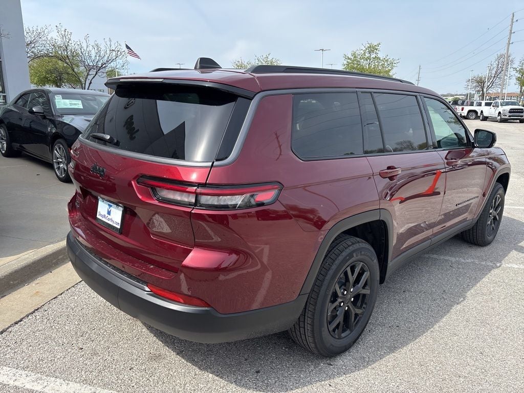 2026 Jeep Grand Cherokee GRAND CHEROKEE L LAREDO ALTITUDE 4X4
