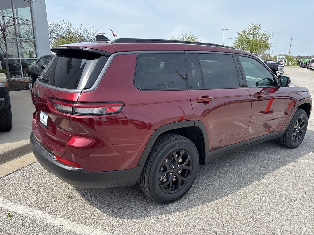 2026 Jeep Grand Cherokee GRAND CHEROKEE L LAREDO ALTITUDE 4X4