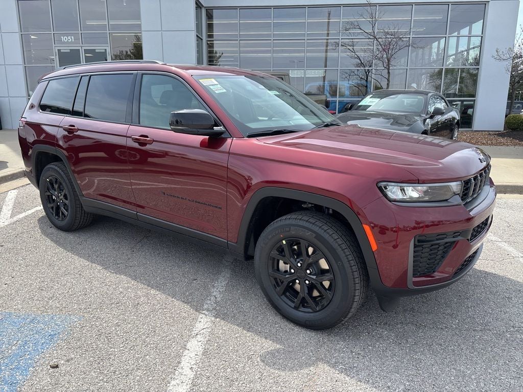 2026 Jeep Grand Cherokee GRAND CHEROKEE L LAREDO ALTITUDE 4X4