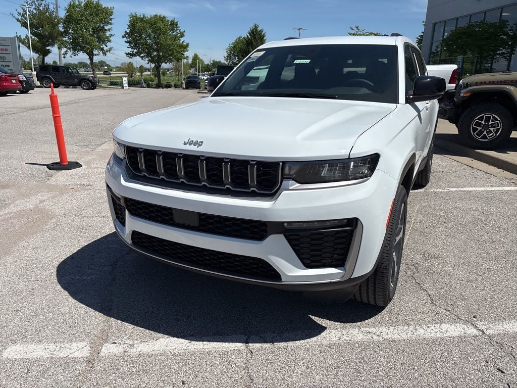 2026 Jeep Grand Cherokee GRAND CHEROKEE L LIMITED 4X4