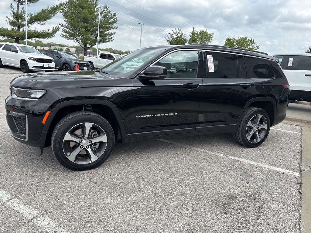 2026 Jeep Grand Cherokee GRAND CHEROKEE L LIMITED 4X4