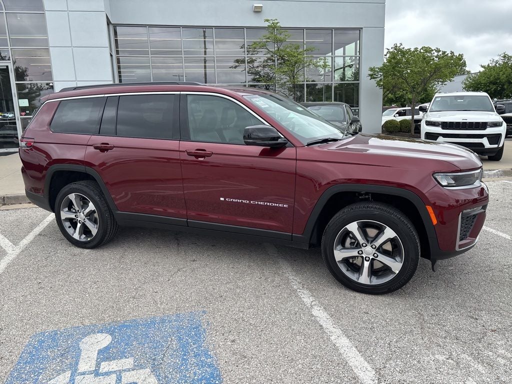 2026 Jeep Grand Cherokee GRAND CHEROKEE L LIMITED 4X4