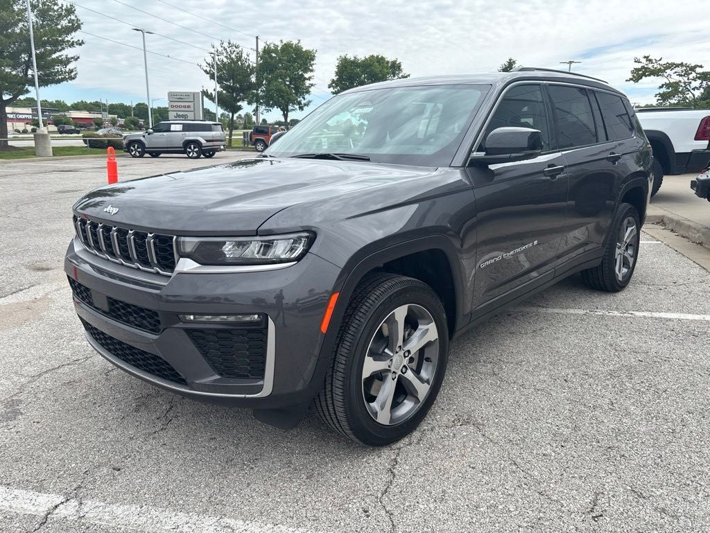2026 Jeep Grand Cherokee GRAND CHEROKEE L LIMITED 4X4