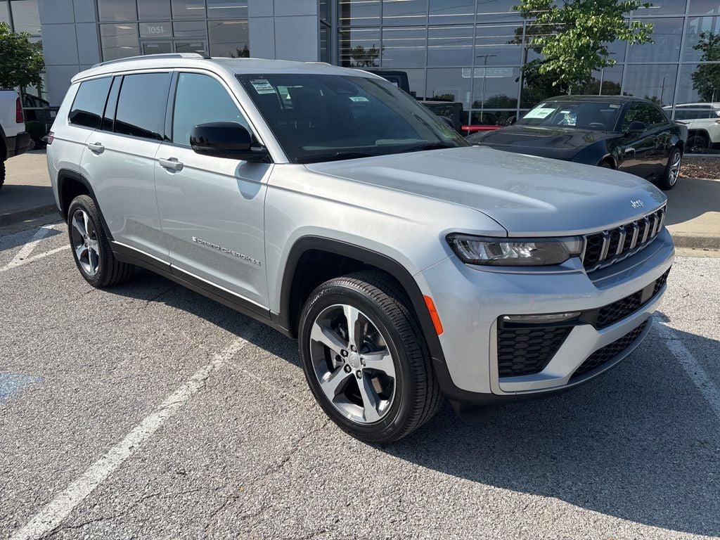 2026 Jeep Grand Cherokee GRAND CHEROKEE L LIMITED 4X4