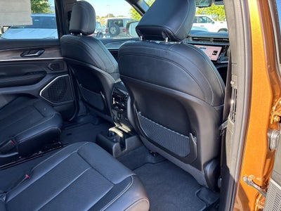 2027 Jeep Grand Cherokee GRAND CHEROKEE L LIMITED RESERVE 4X4
