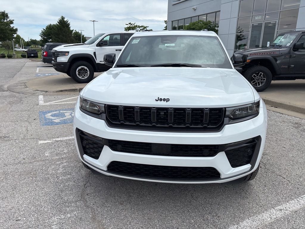 2026 Jeep Grand Cherokee GRAND CHEROKEE L LIMITED RESERVE 4X4