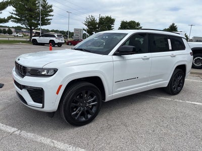 2026 Jeep Grand Cherokee GRAND CHEROKEE L LIMITED RESERVE 4X4