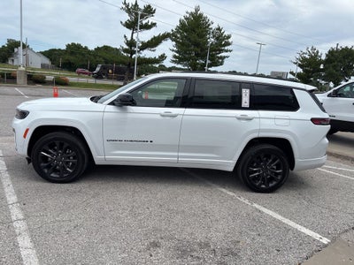 2026 Jeep Grand Cherokee GRAND CHEROKEE L LIMITED RESERVE 4X4