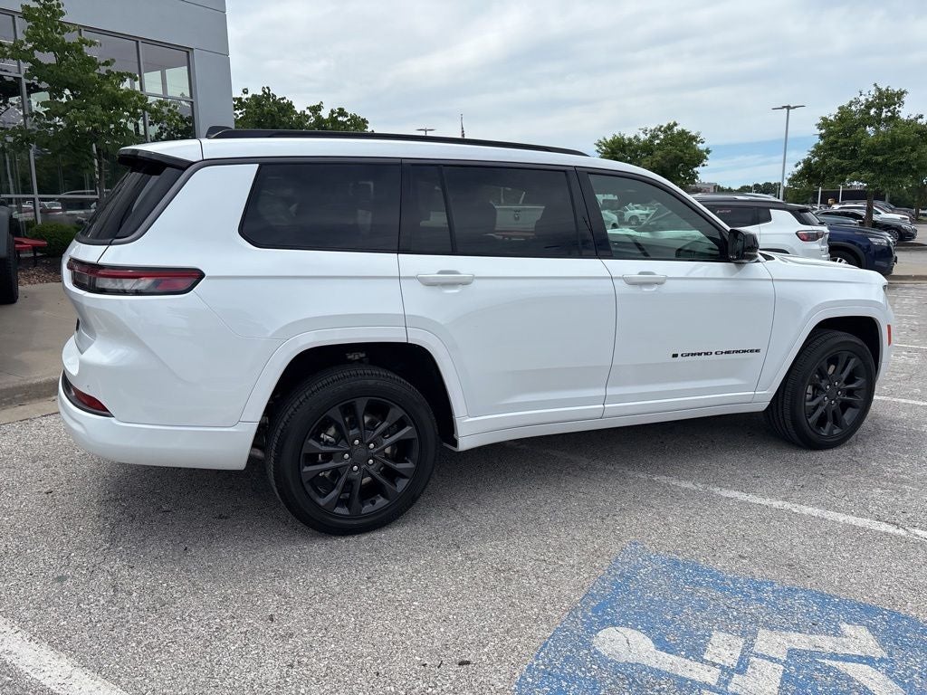 2026 Jeep Grand Cherokee GRAND CHEROKEE L LIMITED RESERVE 4X4
