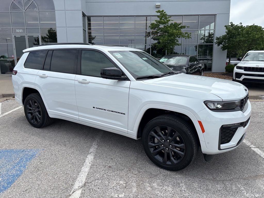 2026 Jeep Grand Cherokee GRAND CHEROKEE L LIMITED RESERVE 4X4