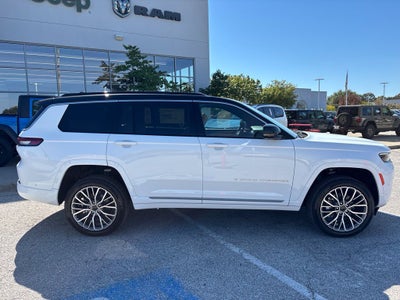 2027 Jeep Grand Cherokee GRAND CHEROKEE L SUMMIT 4X4