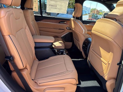 2027 Jeep Grand Cherokee GRAND CHEROKEE L SUMMIT 4X4