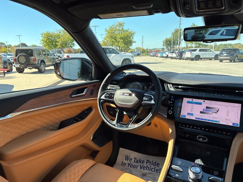 2027 Jeep Grand Cherokee GRAND CHEROKEE L SUMMIT 4X4