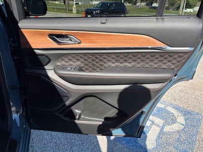 2027 Jeep Grand Cherokee GRAND CHEROKEE L SUMMIT 4X4