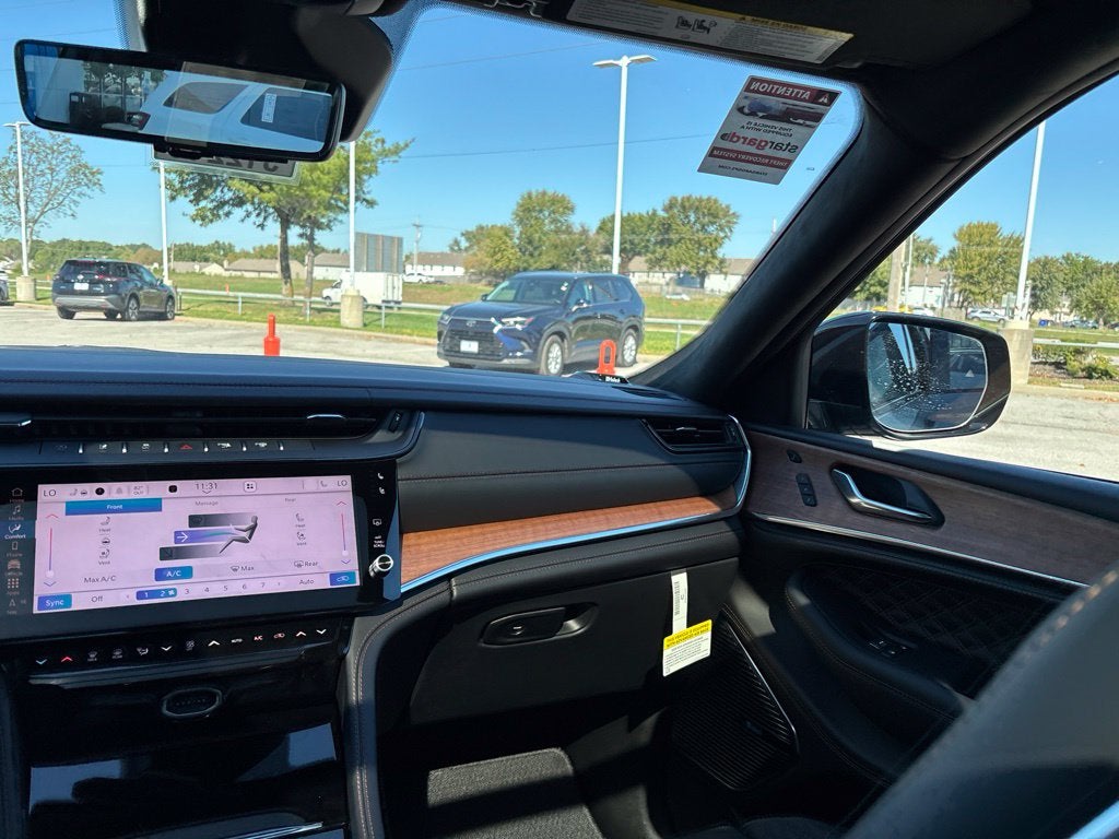 2027 Jeep Grand Cherokee GRAND CHEROKEE L SUMMIT 4X4
