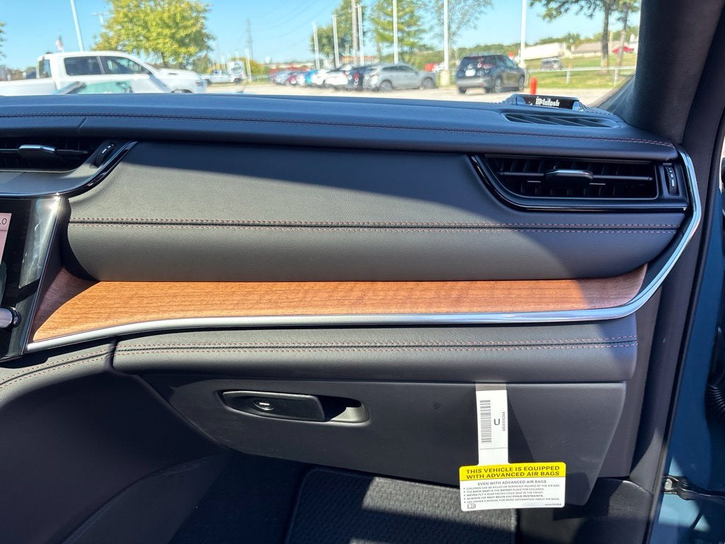2027 Jeep Grand Cherokee GRAND CHEROKEE L SUMMIT 4X4