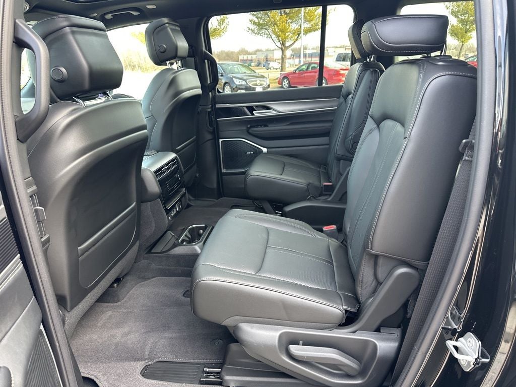 2026 Jeep Grand Wagoneer GRAND WAGONEER L 4X4