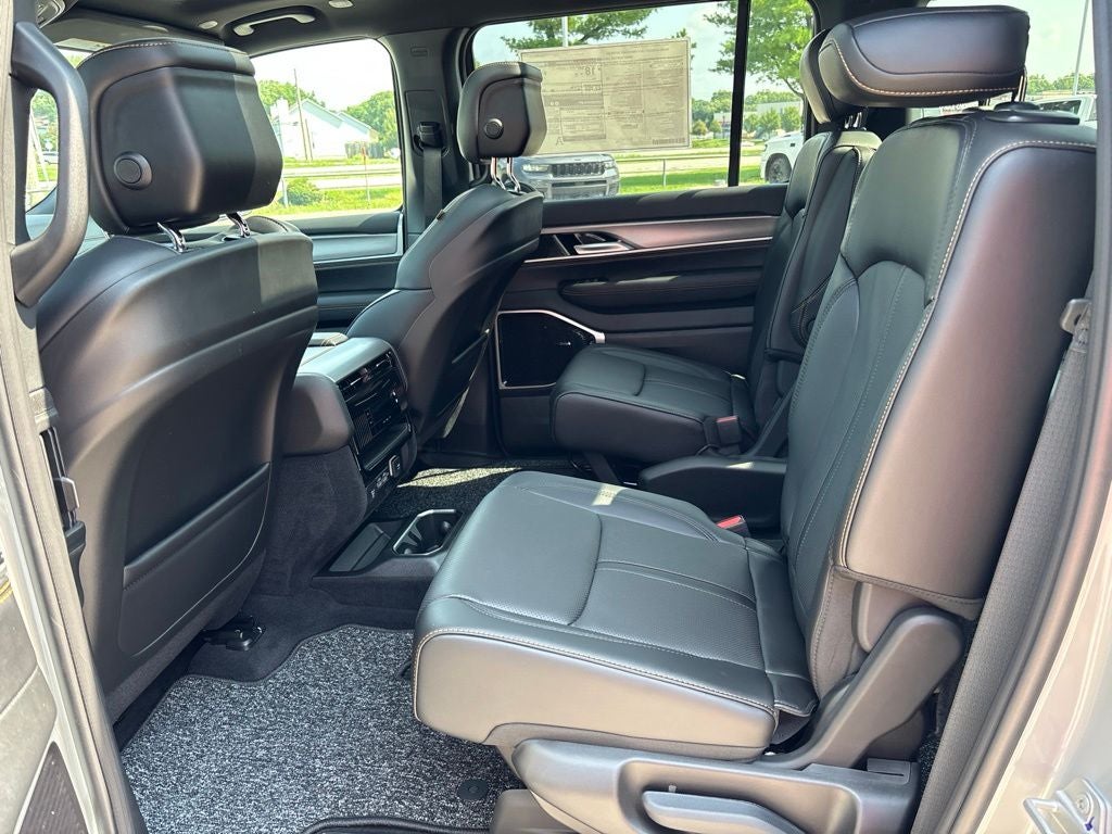 2026 Jeep Grand Wagoneer L GRAND WAGONEER L 85TH ANNIVERSARY EDITION 4X4